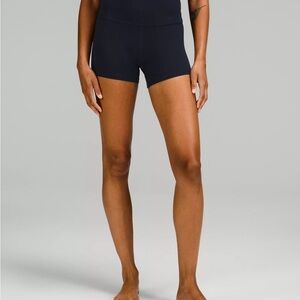 lululemon Align™ High-Rise Short 4" Black size 10